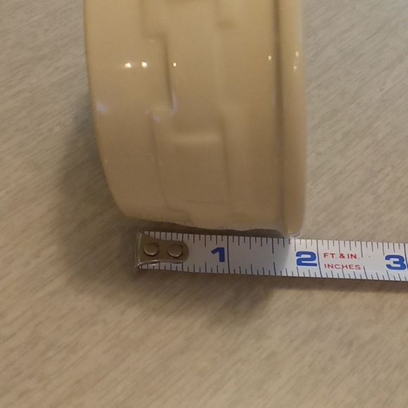 Longaberger Woven Traditions Salt Crock with wood lid - Picture 9 of 9